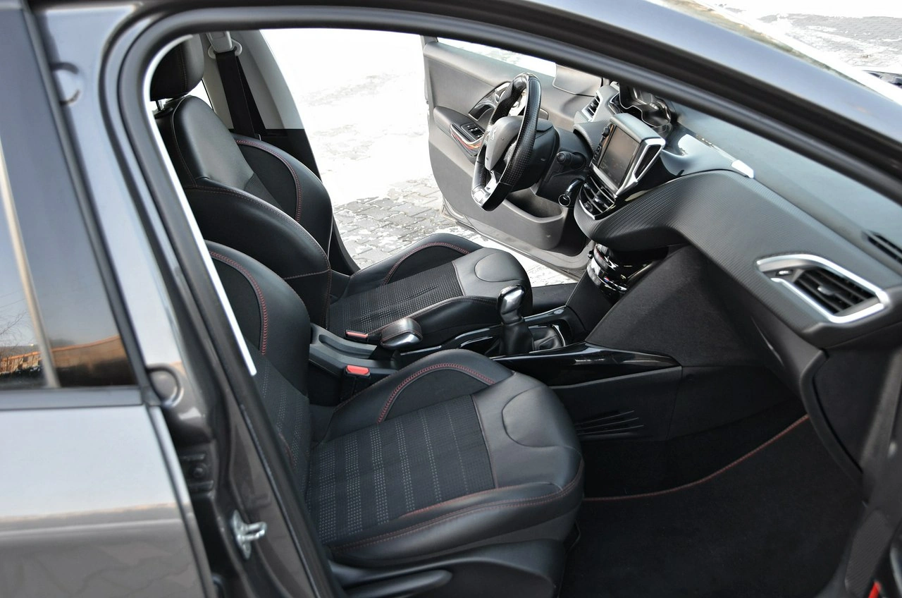 Peugeot 2008 - Zdjęcie 20