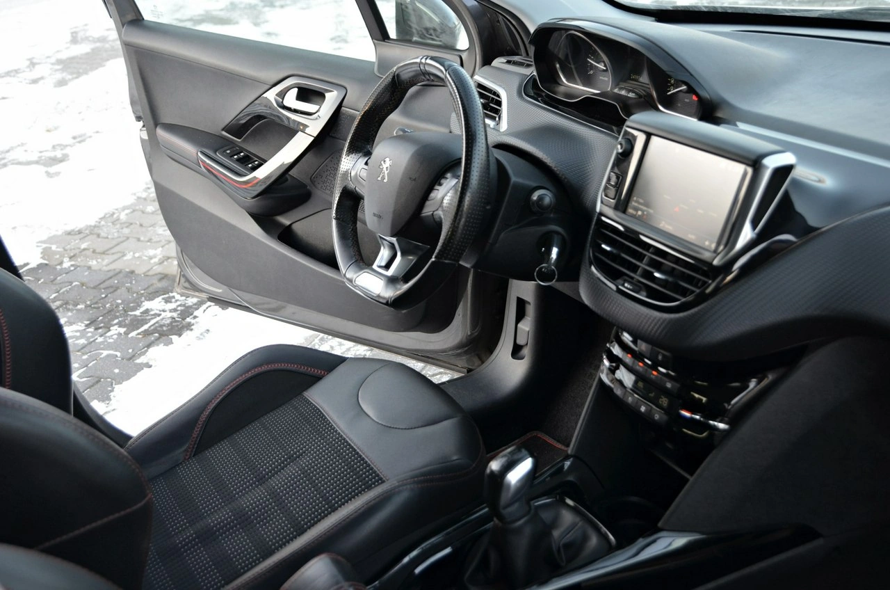 Peugeot 2008 - Zdjęcie 21