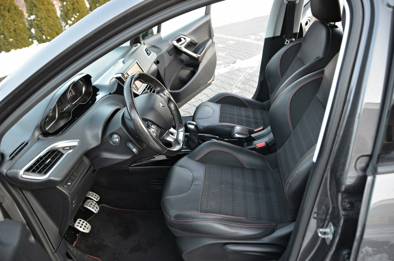 Peugeot 2008 - Zdjęcie 23