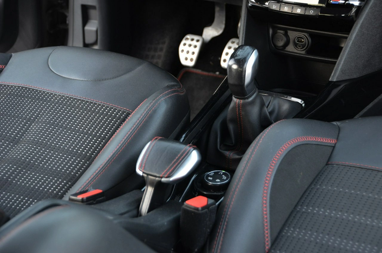 Peugeot 2008 - Zdjęcie 26