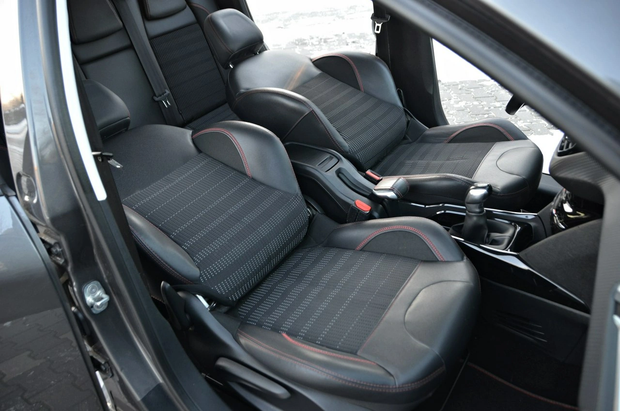 Peugeot 2008 - Zdjęcie 6