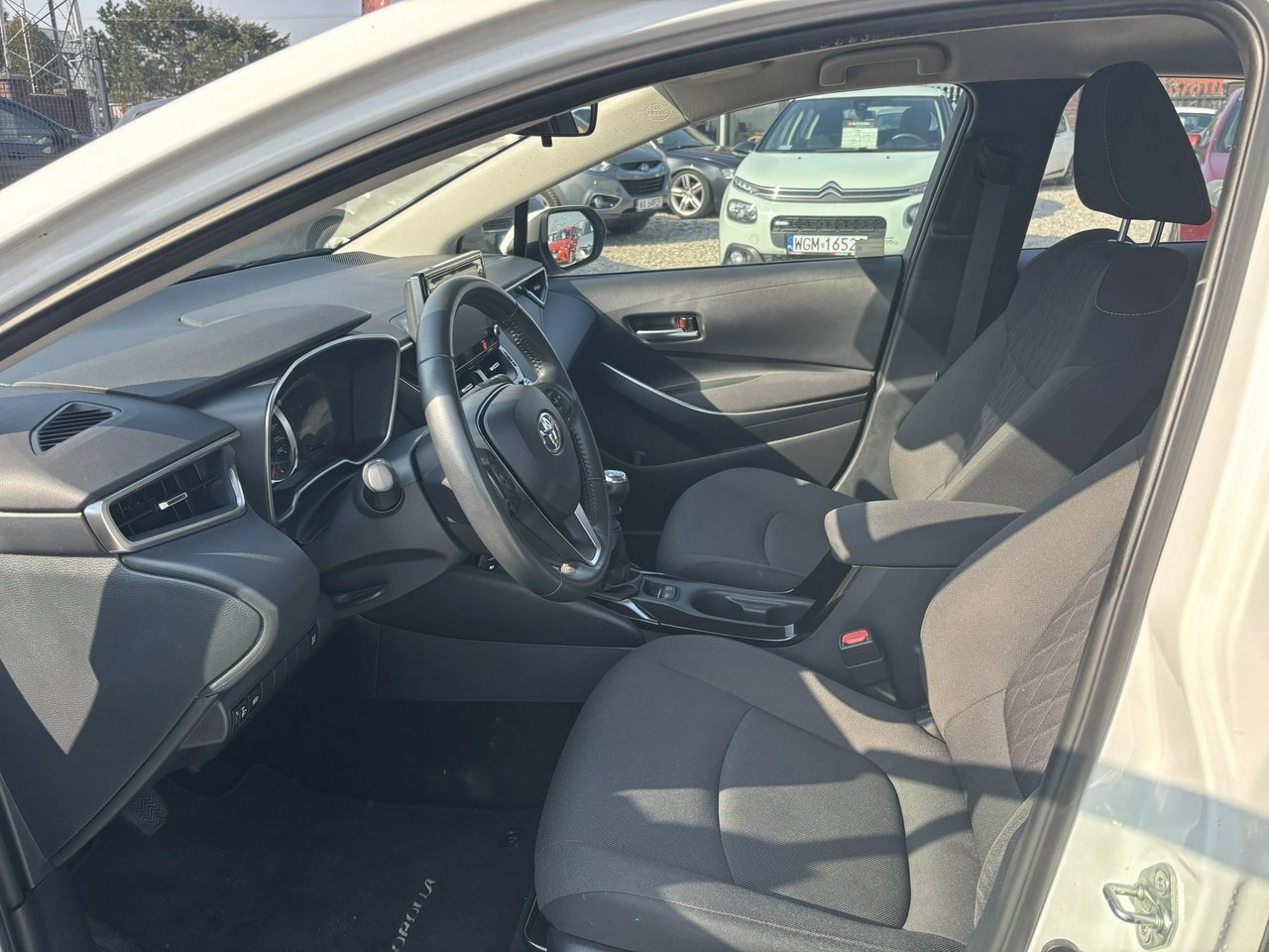 Toyota Corolla - Zdjęcie 17