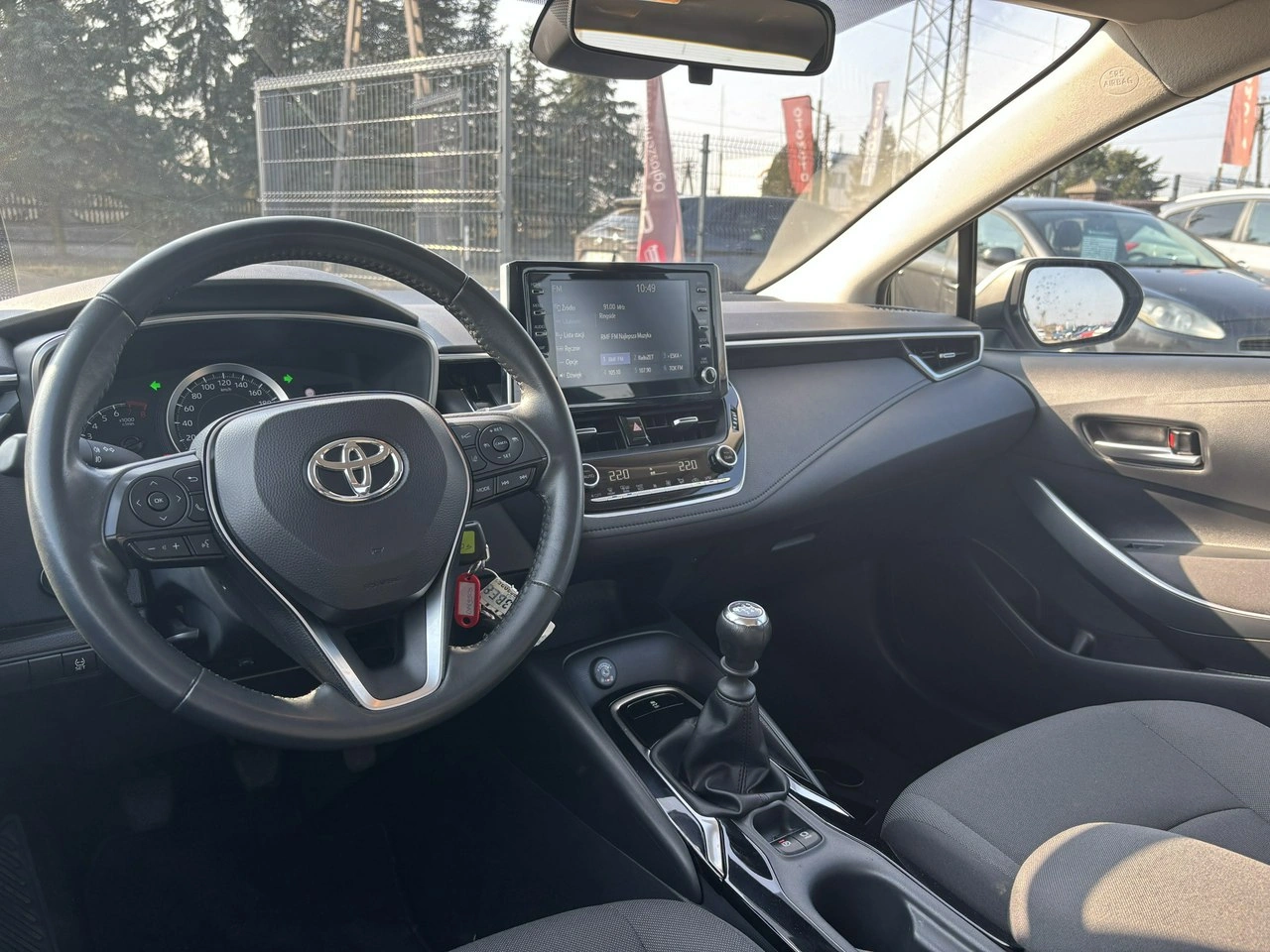 Toyota Corolla - Zdjęcie 18