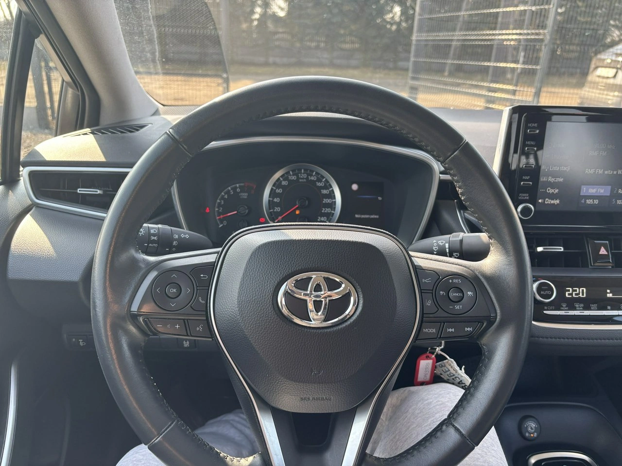 Toyota Corolla - Zdjęcie 21