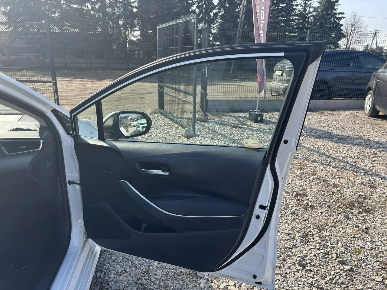 Toyota Corolla - Zdjęcie 35