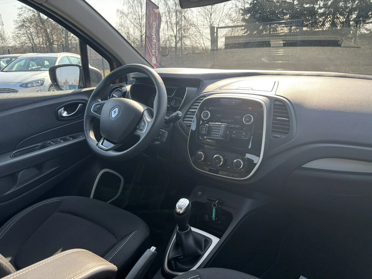 Renault Captur - Zdjęcie 19