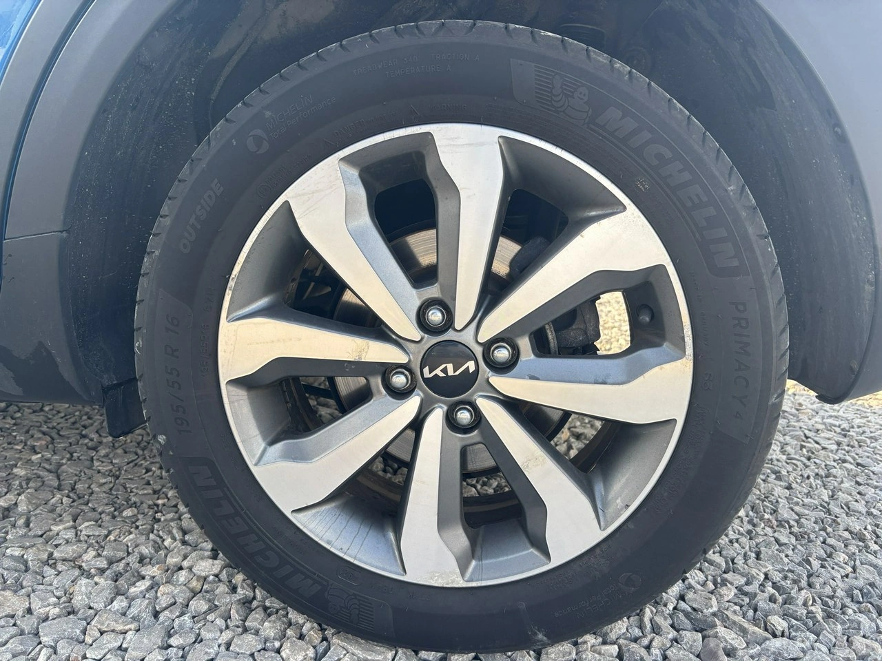 Kia Stonic - Zdjęcie 14