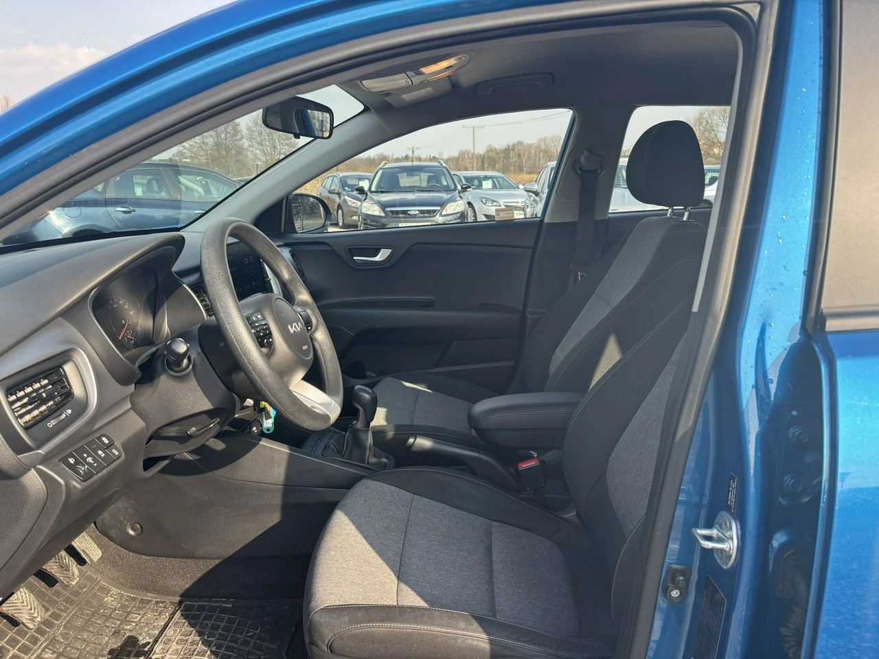 Kia Stonic - Zdjęcie 17