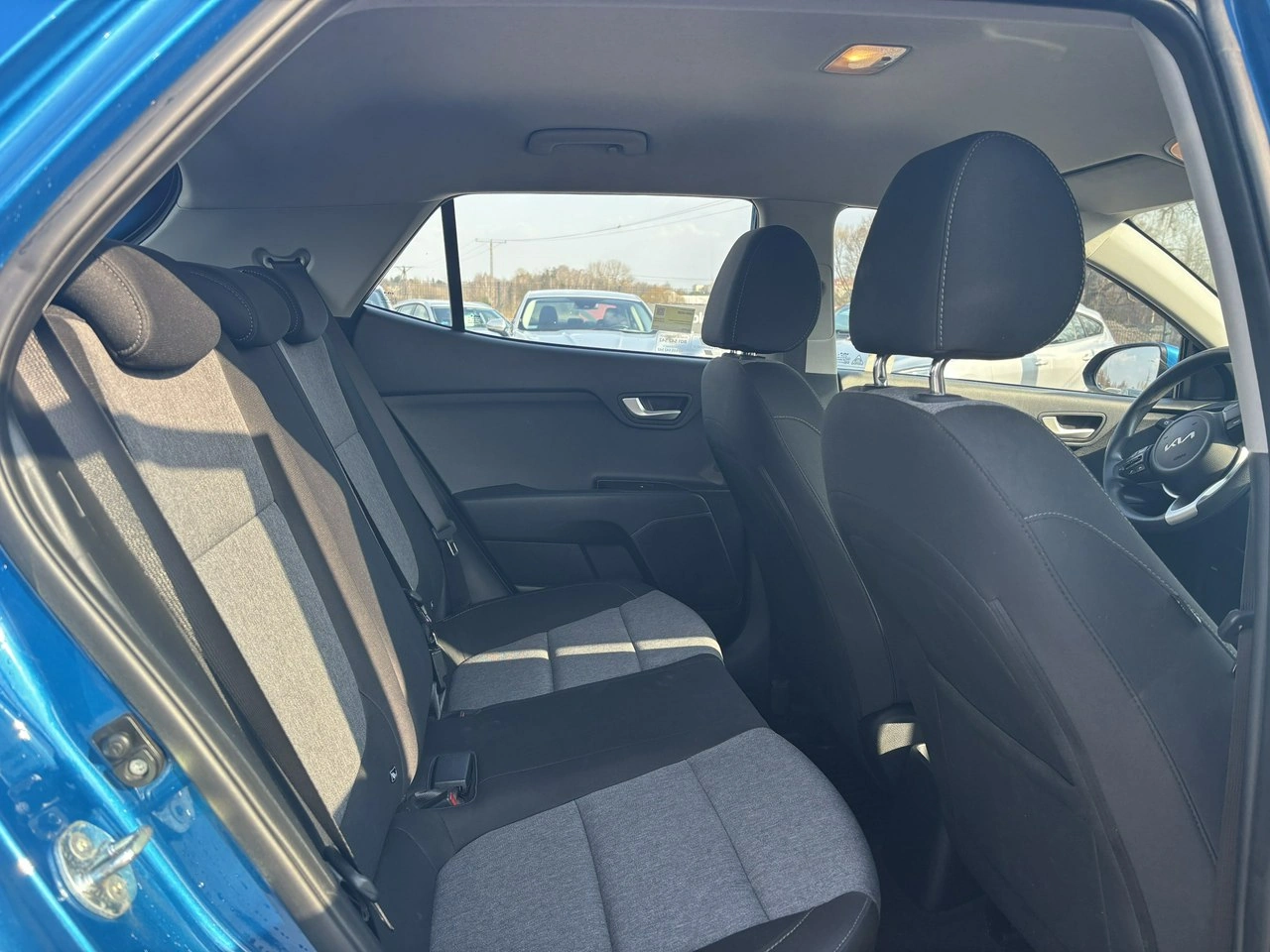 Kia Stonic - Zdjęcie 31