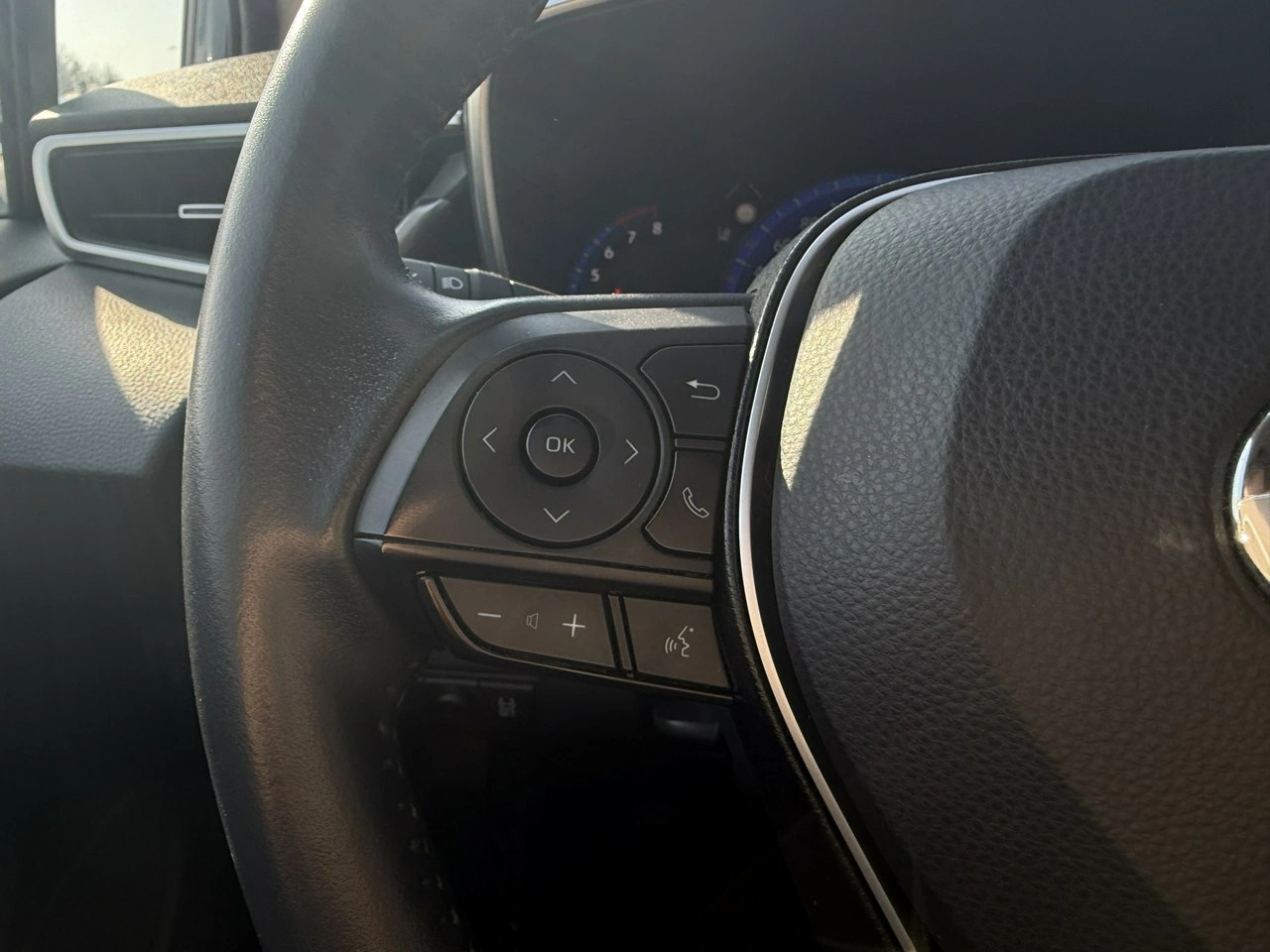 Toyota Corolla - Zdjęcie 8