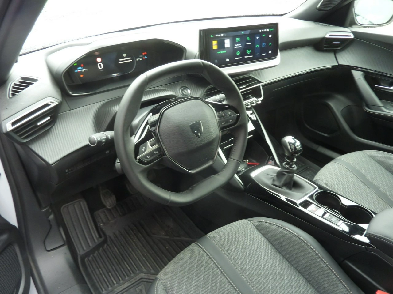 Peugeot 2008 - Zdjęcie 8