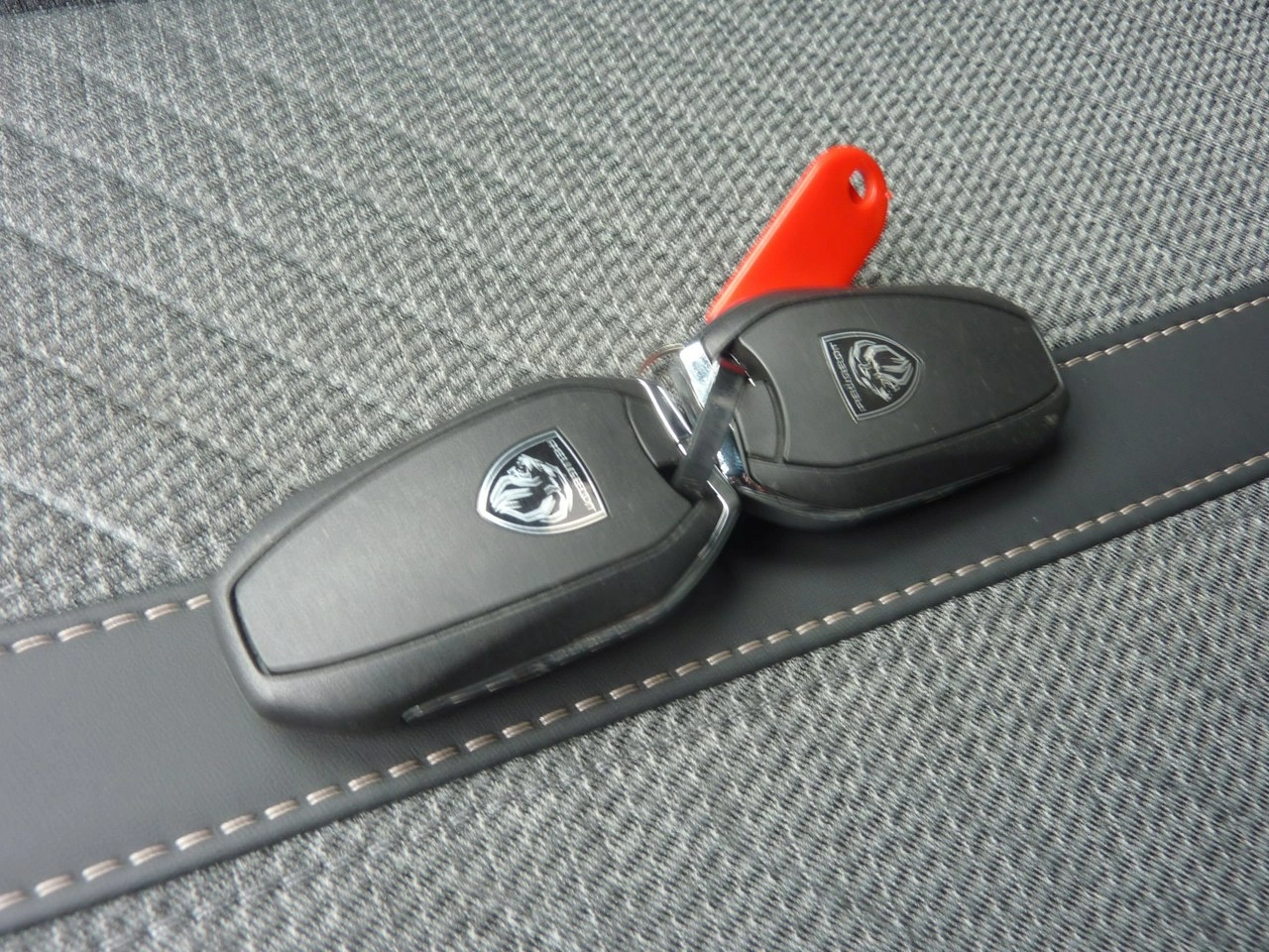 Peugeot 2008 - Zdjęcie 14