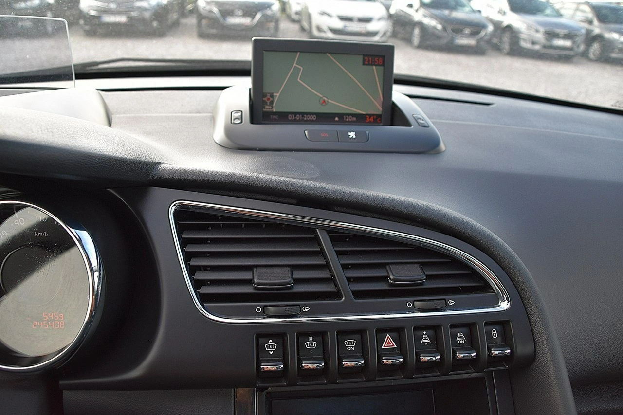 Peugeot 3008 - Zdjęcie 6