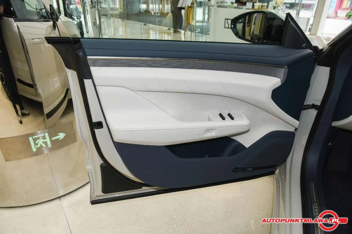 ZEEKR 001 - Zdjęcie 19