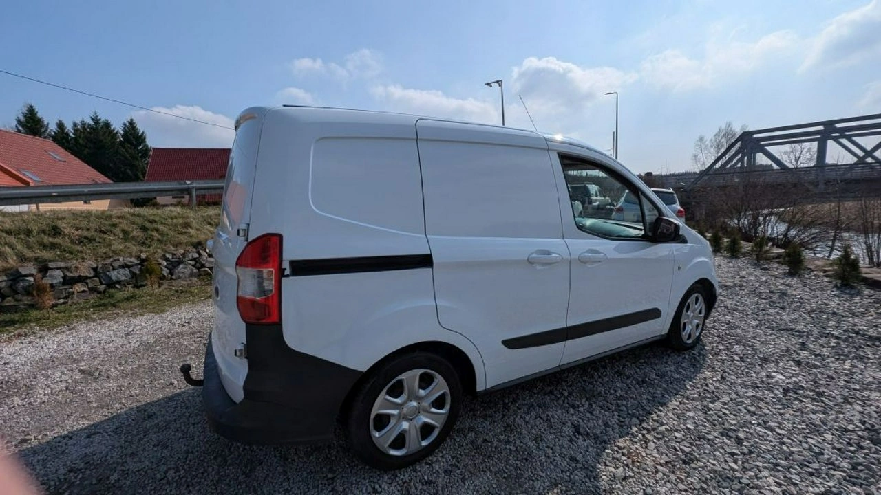 Ford Courier - Zdjęcie 4