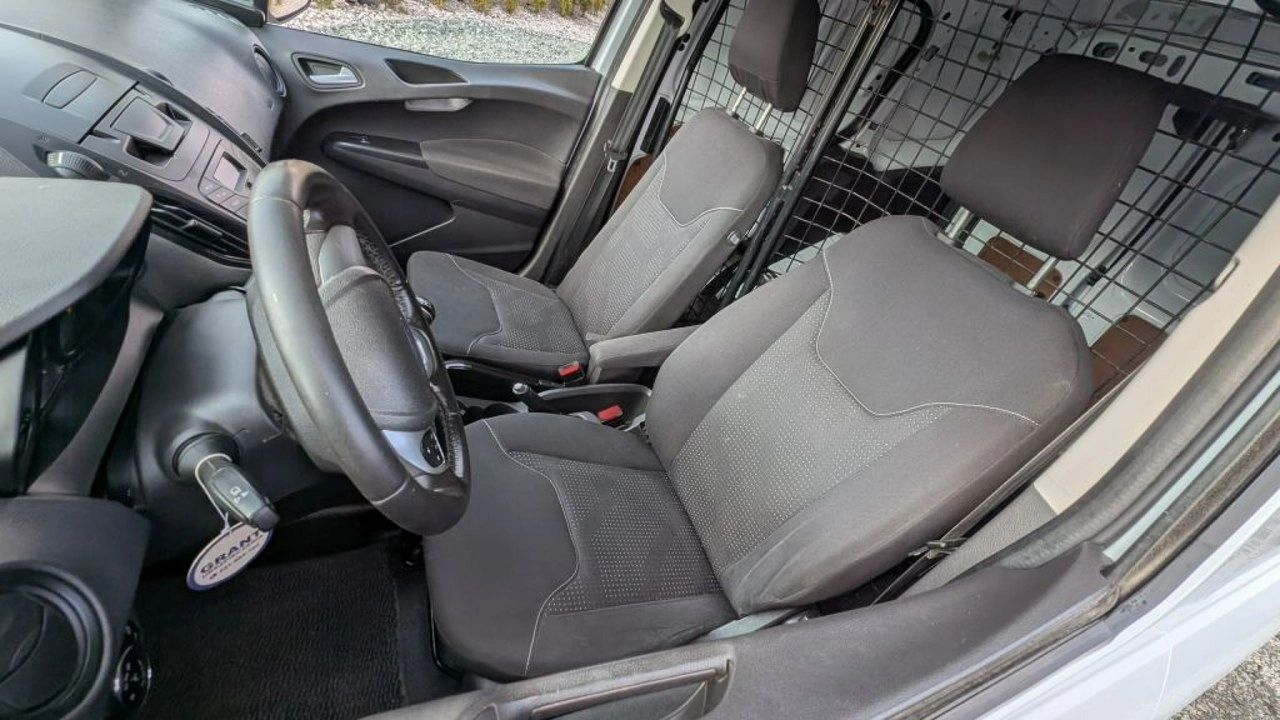 Ford Courier - Zdjęcie 8