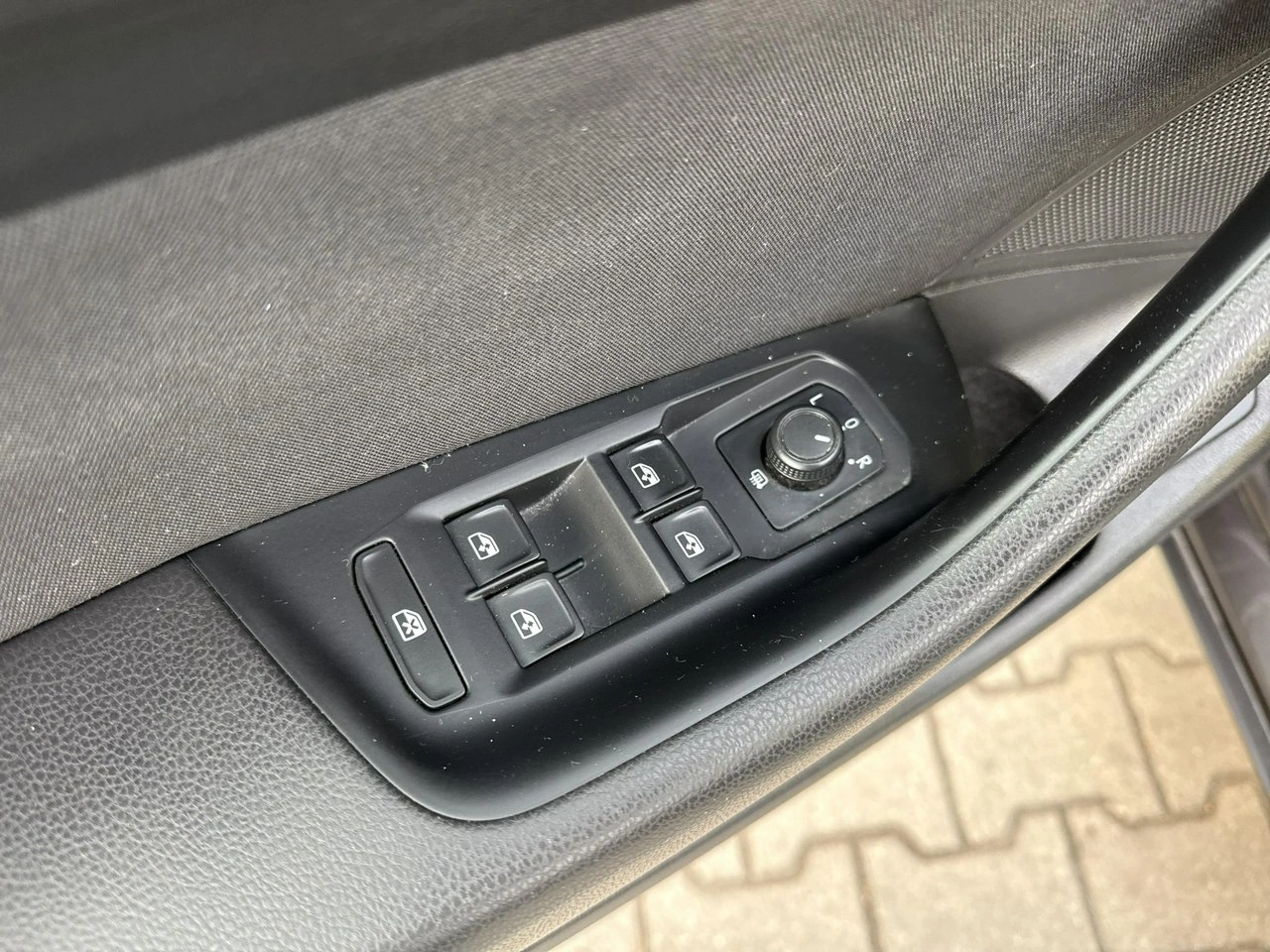 Volkswagen Passat - Zdjęcie 11