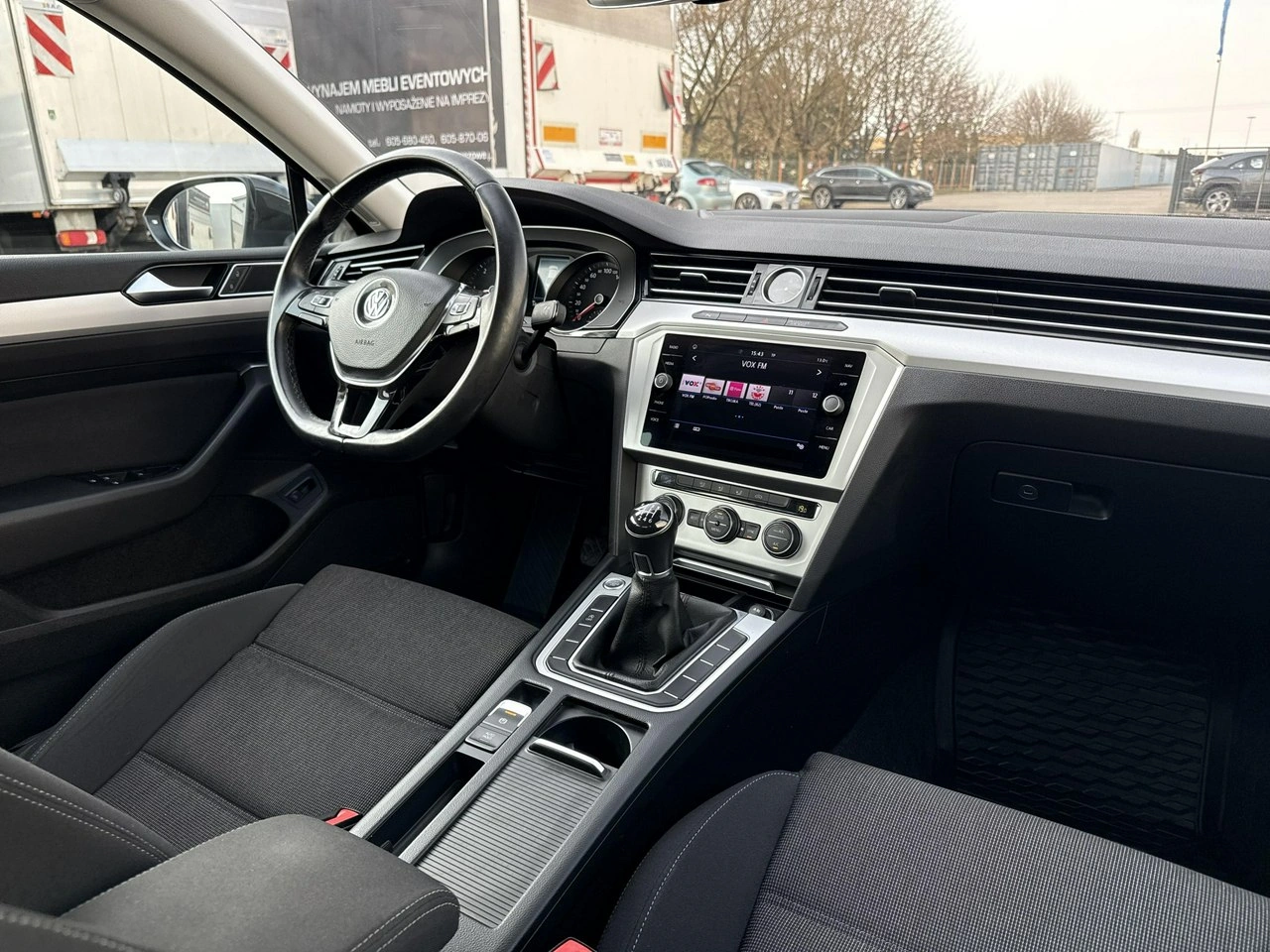 Volkswagen Passat - Zdjęcie 21