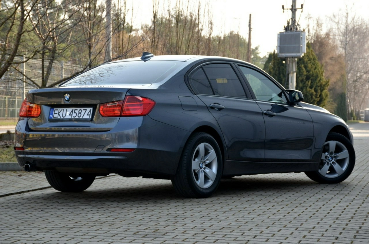 BMW 320 - Zdjęcie 11