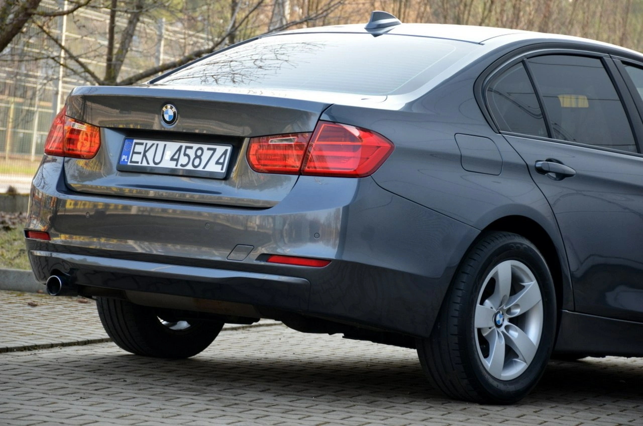 BMW 320 - Zdjęcie 12