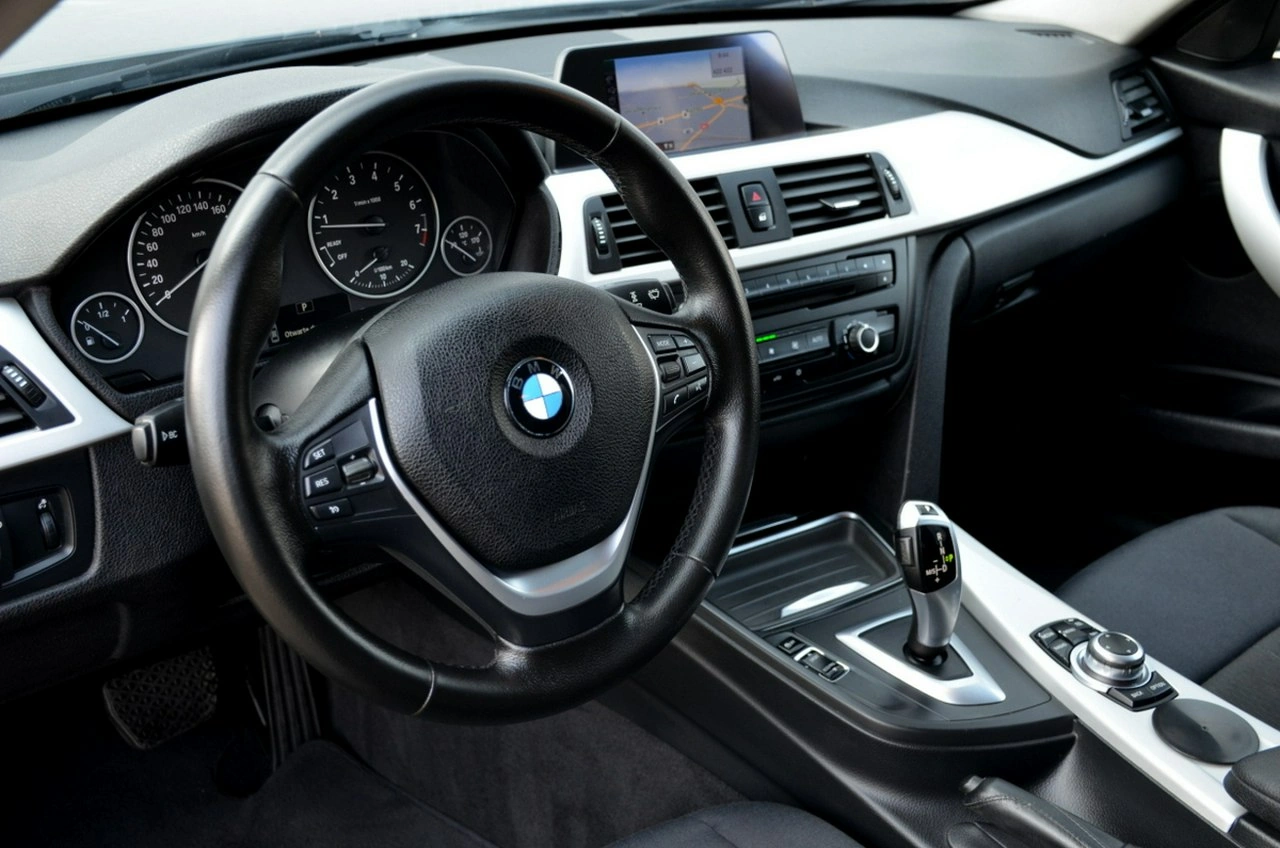 BMW 320 - Zdjęcie 24