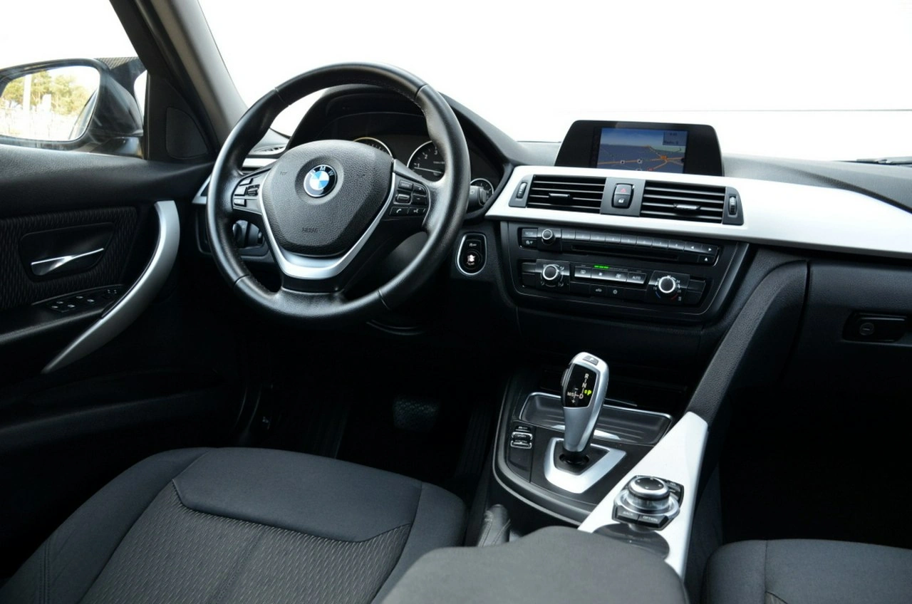 BMW 320 - Zdjęcie 30