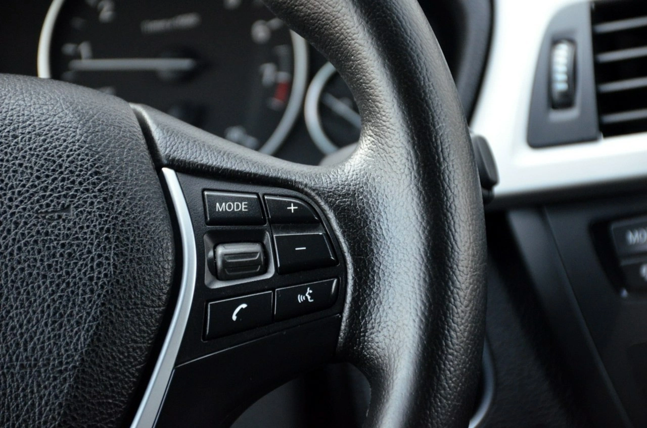 BMW 320 - Zdjęcie 33