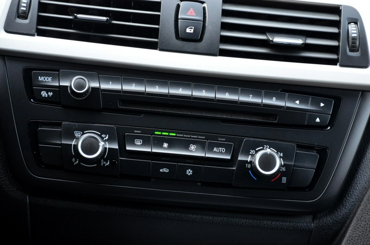 BMW 320 - Zdjęcie 35