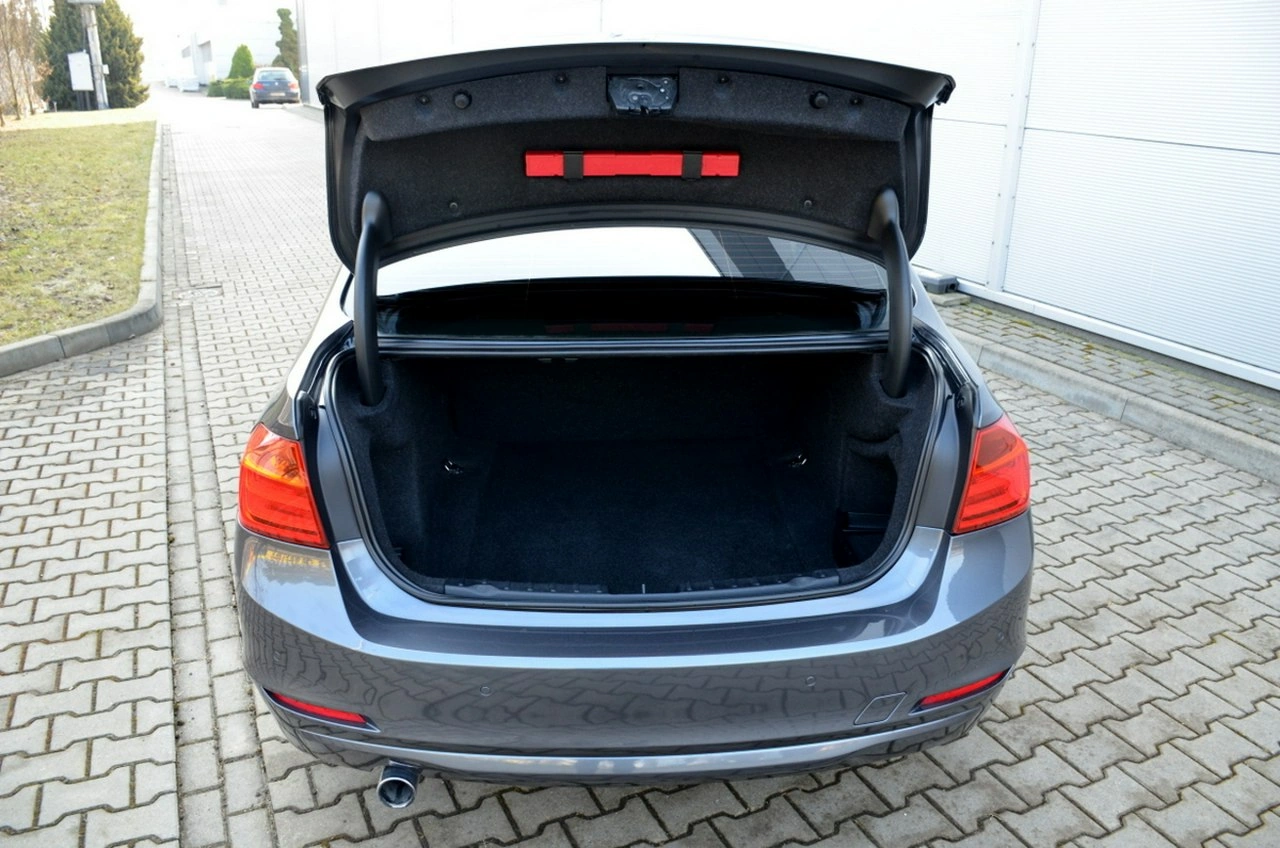 BMW 320 - Zdjęcie 8