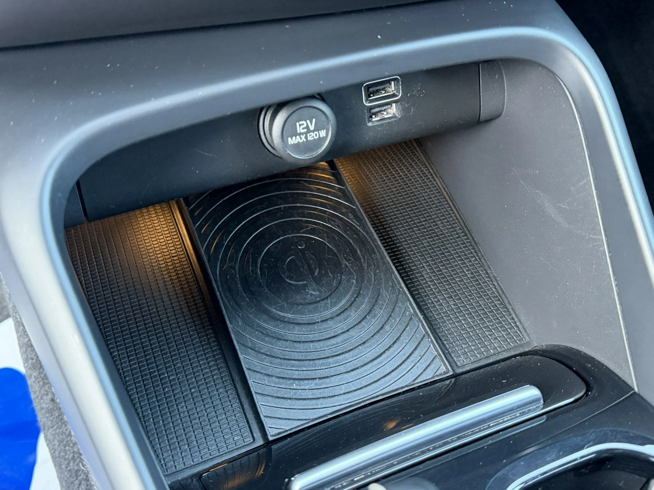 Volvo XC 40 - Zdjęcie 26