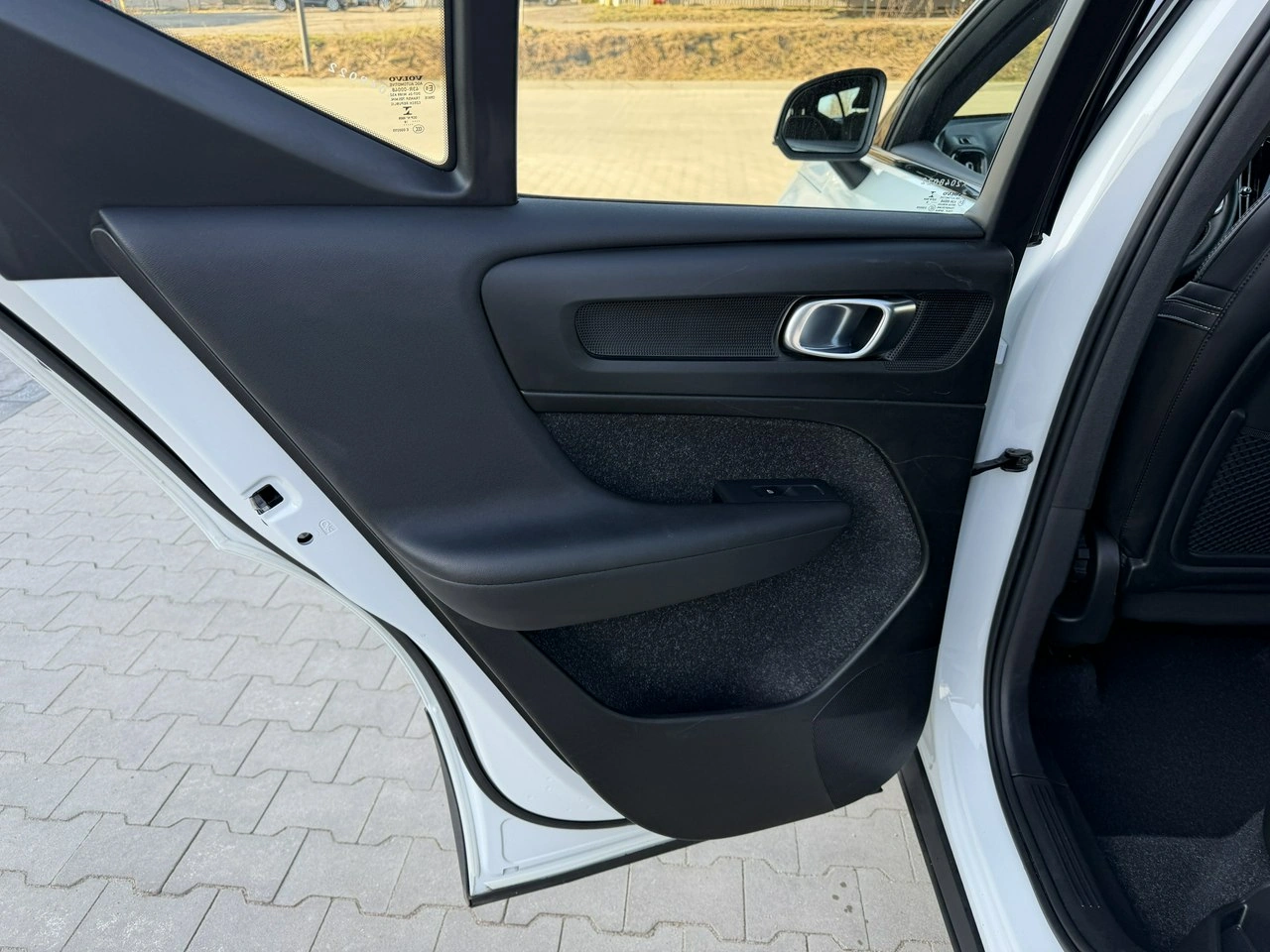 Volvo XC 40 - Zdjęcie 28