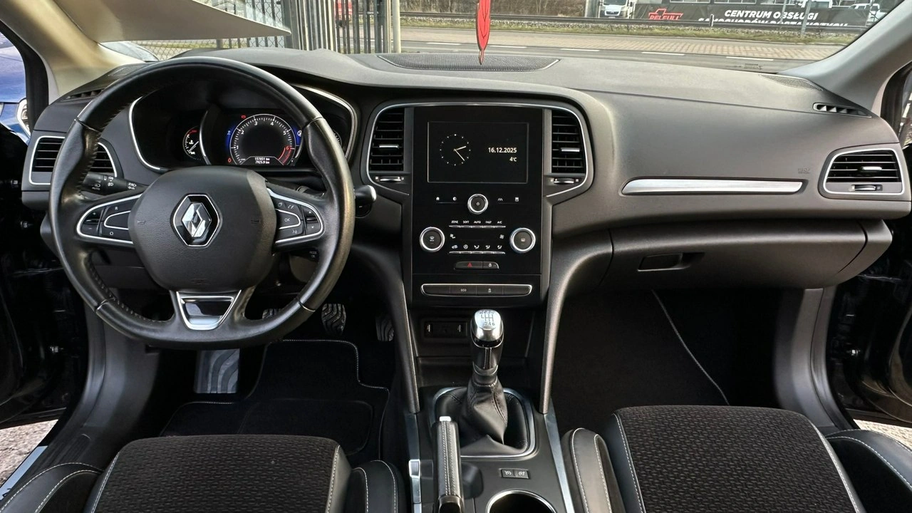 Renault Megane - Zdjęcie 18