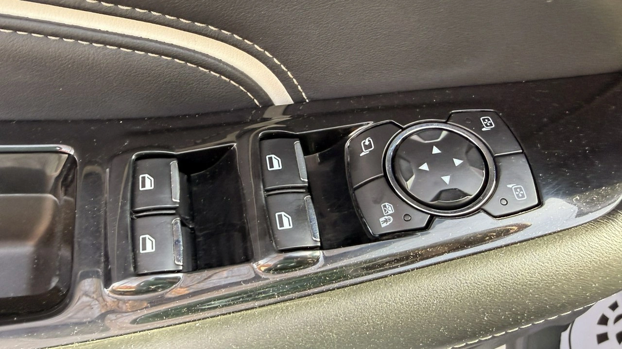 Ford Edge - Zdjęcie 18