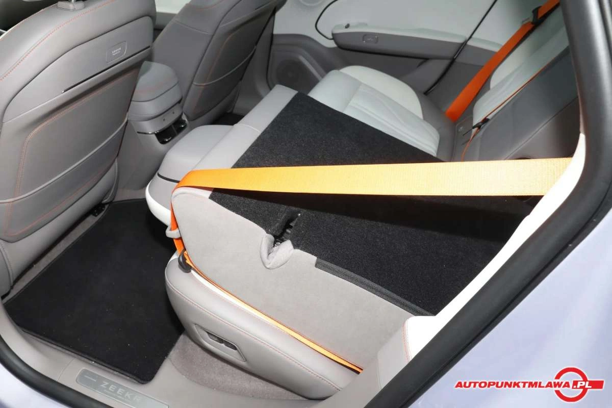 ZEEKR 007 - Zdjęcie 21