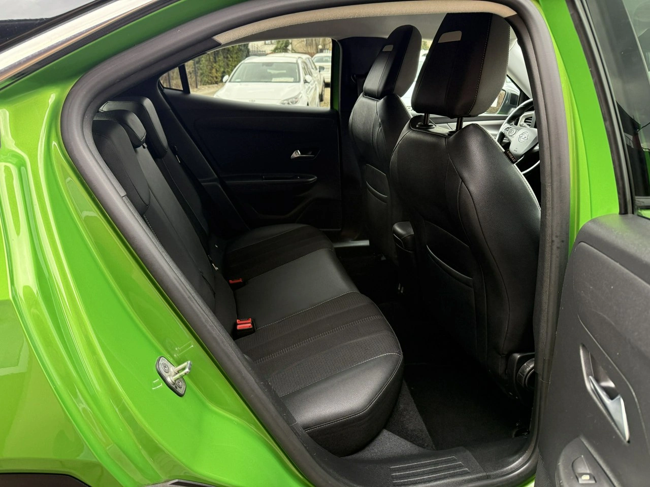 Opel Mokka - Zdjęcie 25