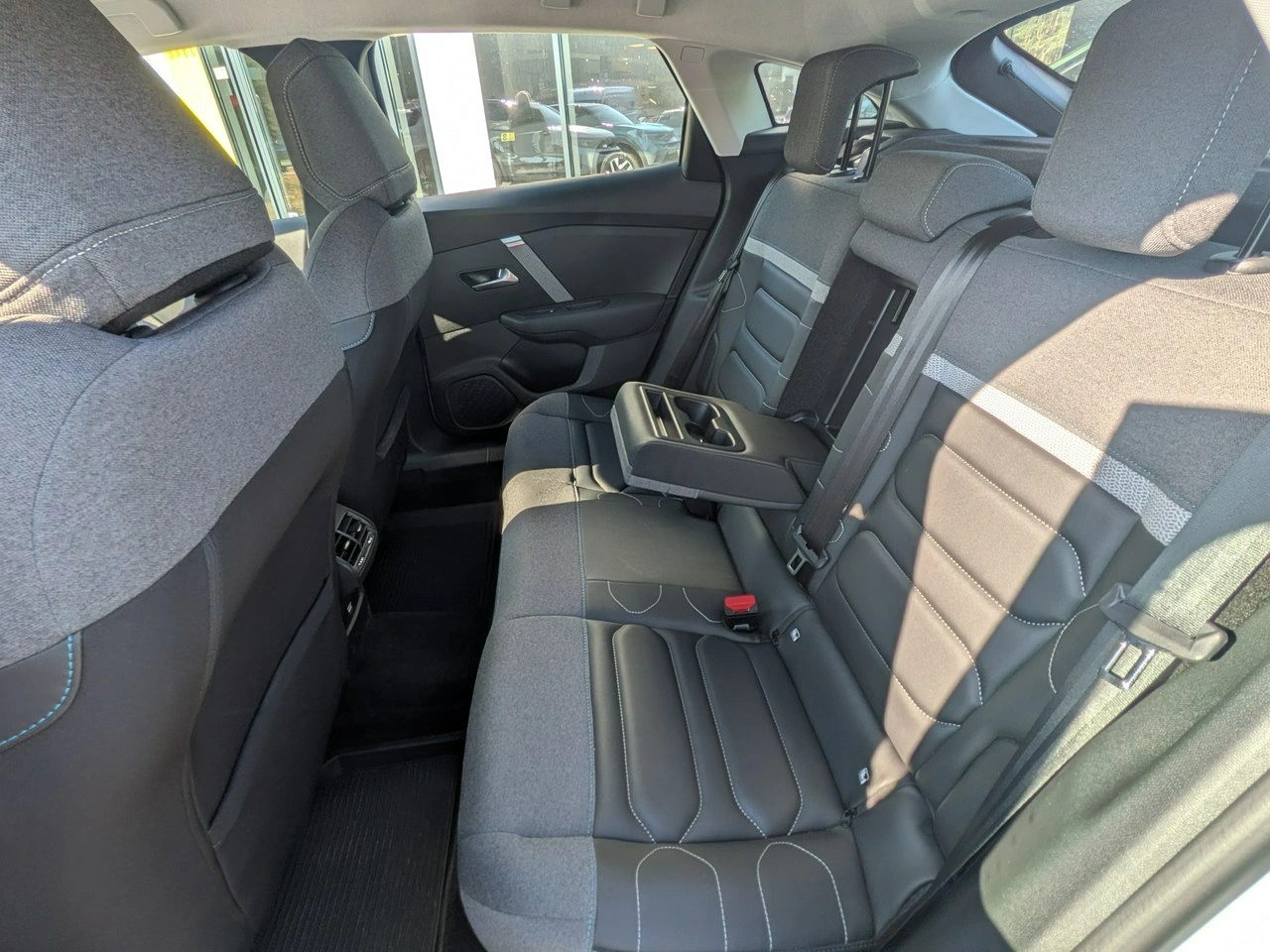 Citroën C4 - Zdjęcie 10