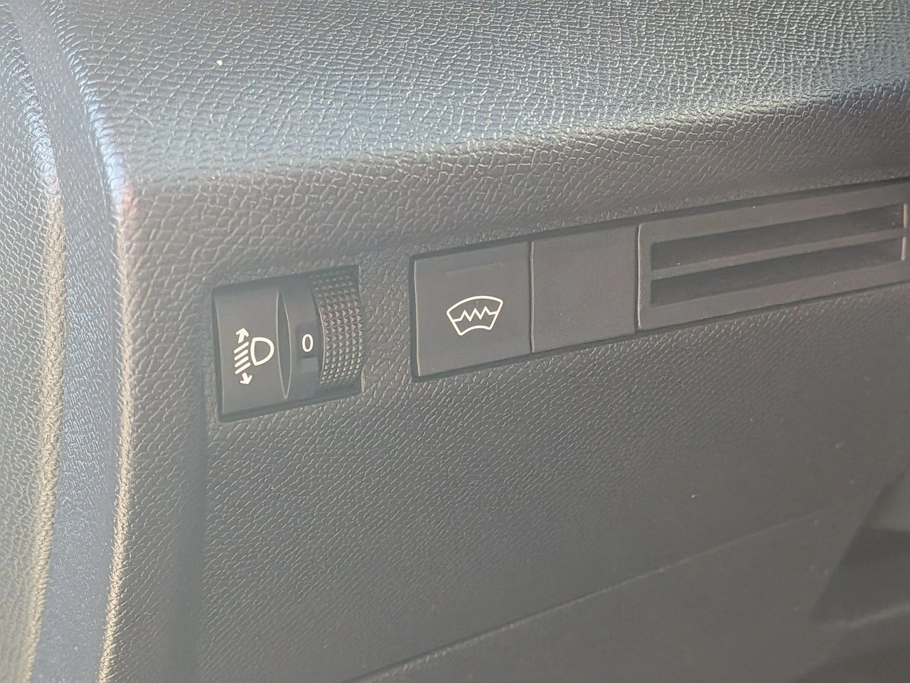 Citroën C4 - Zdjęcie 16