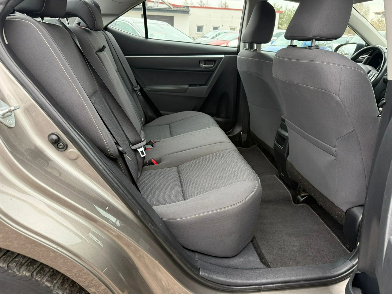 Toyota Corolla - Zdjęcie 12