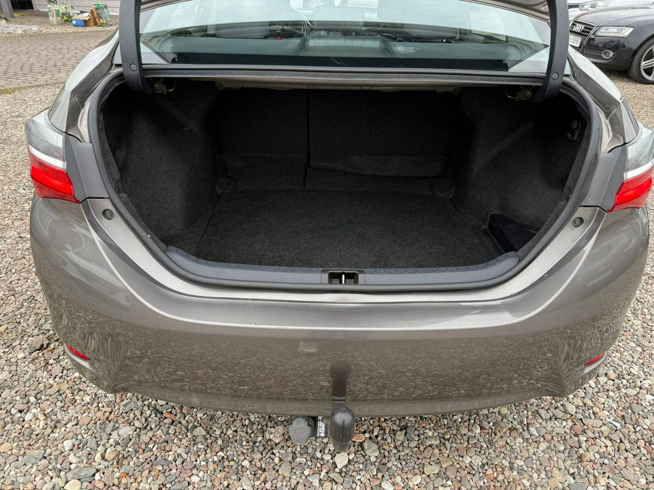 Toyota Corolla - Zdjęcie 14