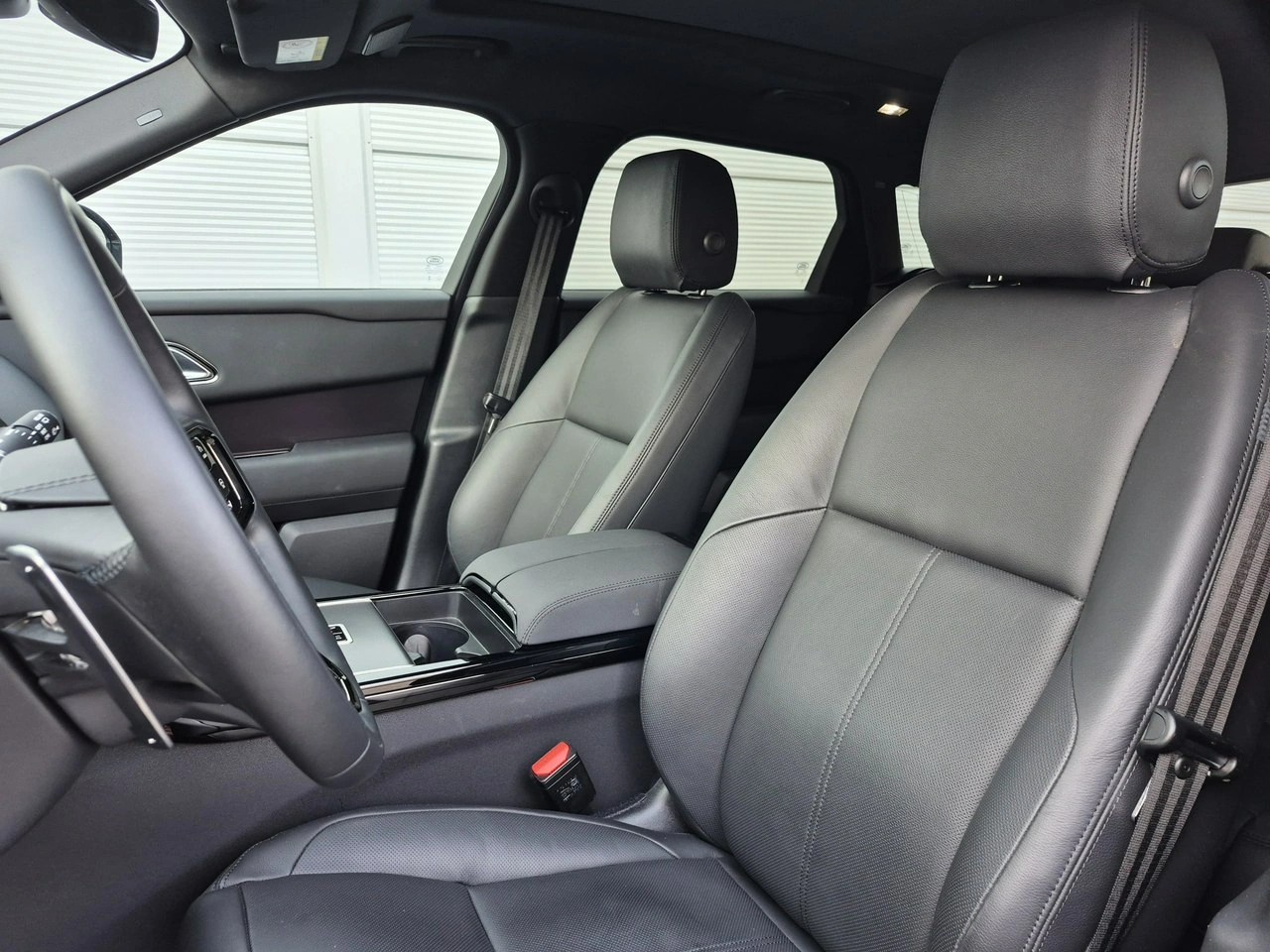 Land Rover Range Rover Velar - Zdjęcie 34