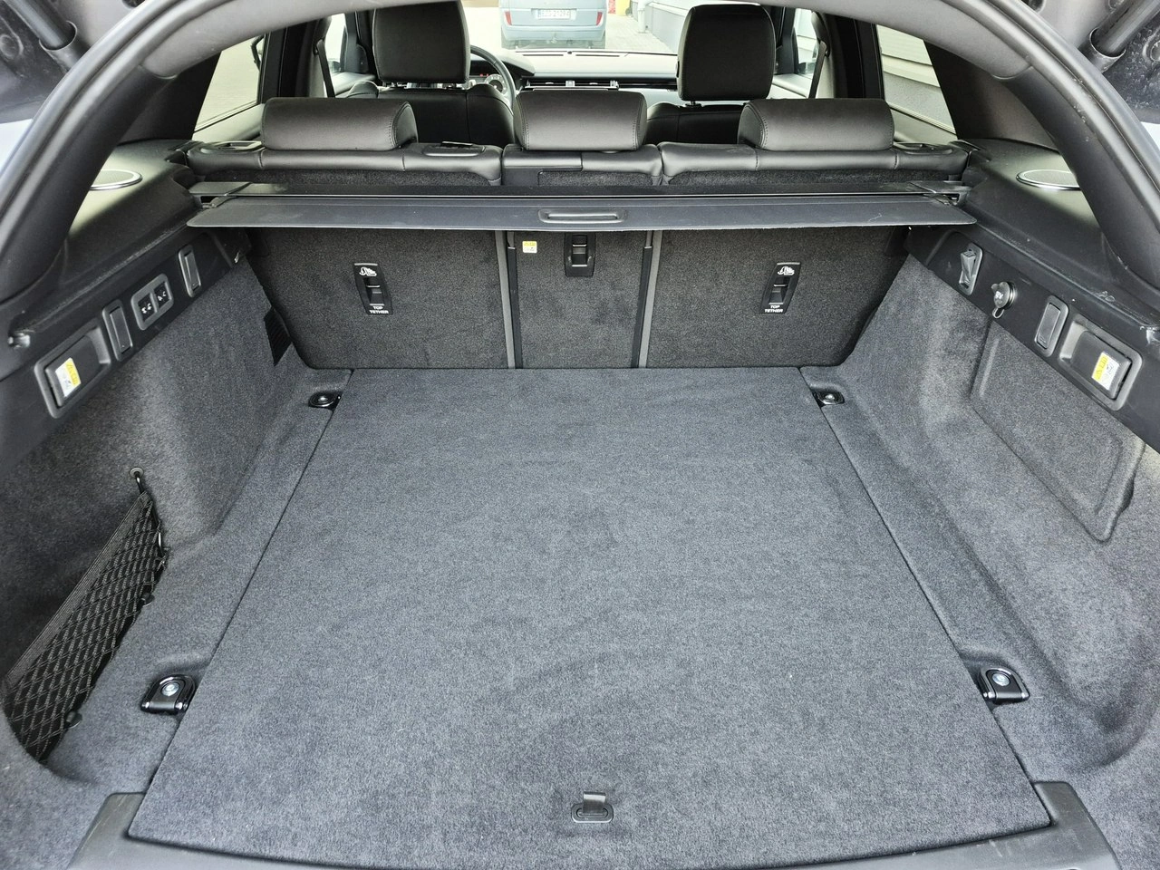 Land Rover Range Rover Velar - Zdjęcie 37