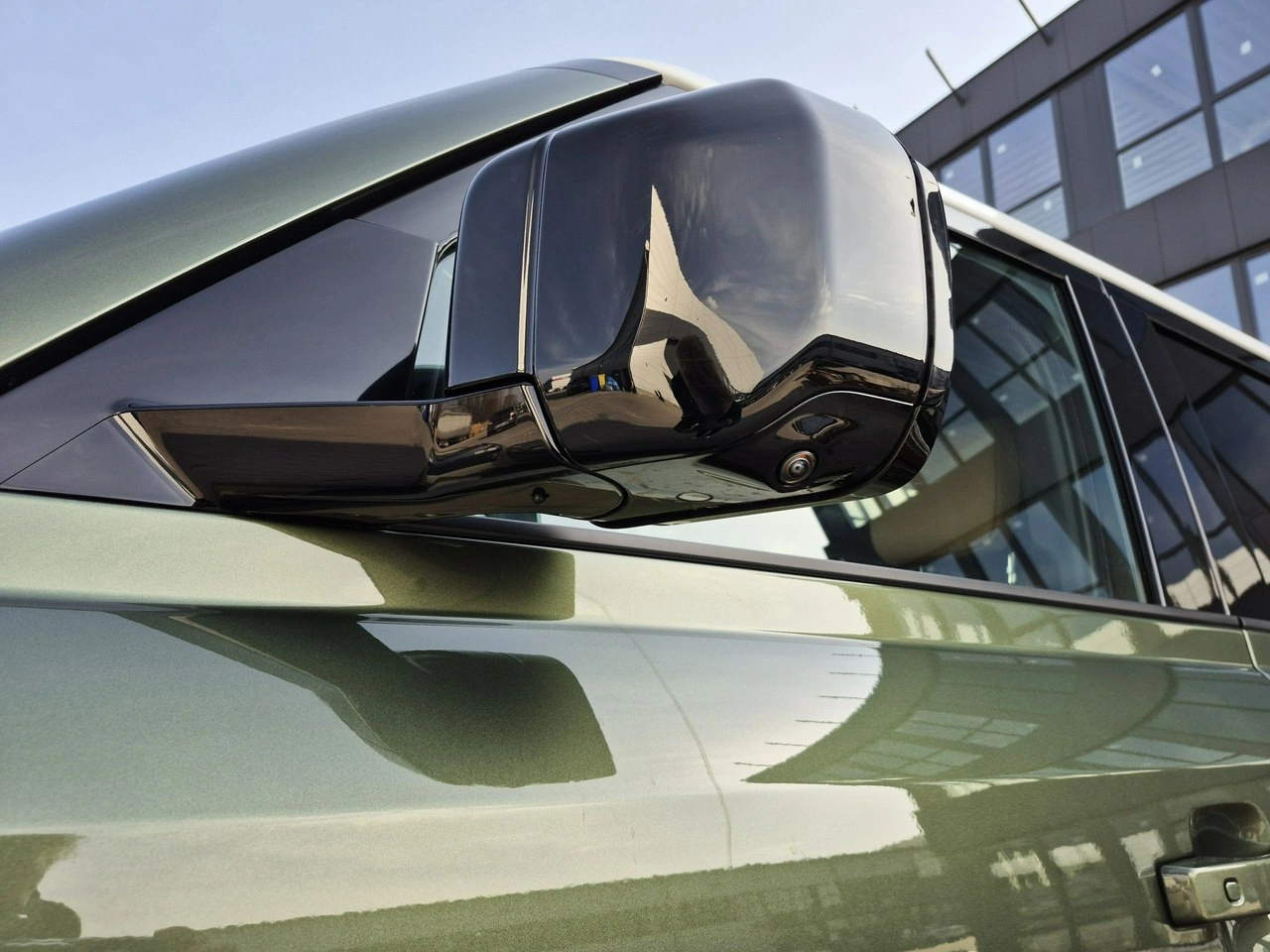 Land Rover Defender - Zdjęcie 13