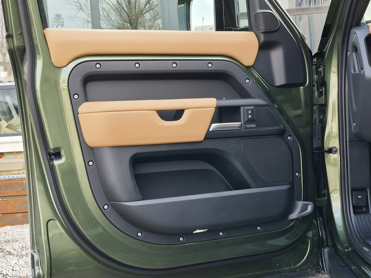 Land Rover Defender - Zdjęcie 23