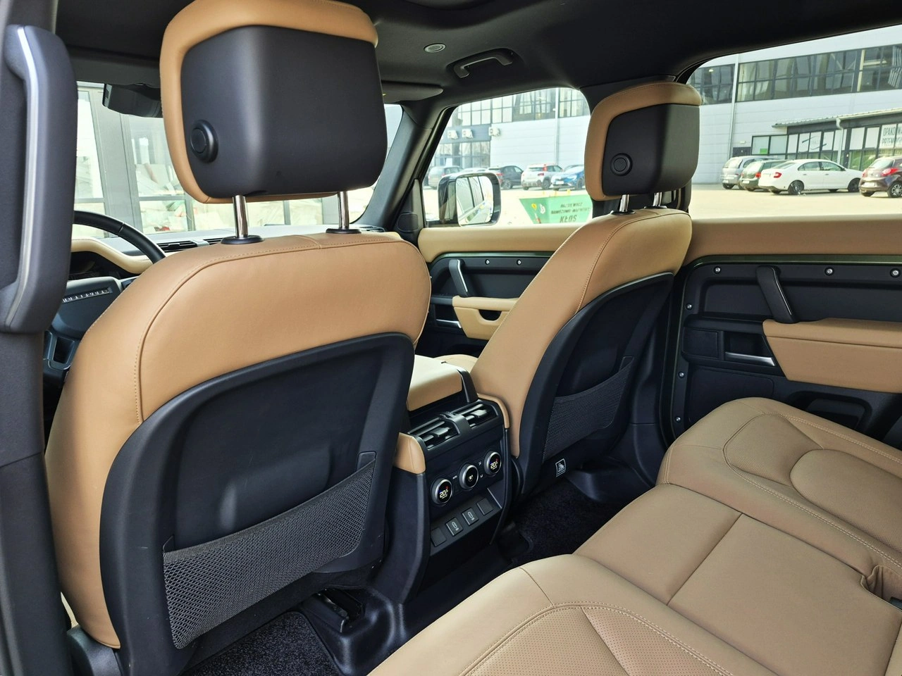 Land Rover Defender - Zdjęcie 27