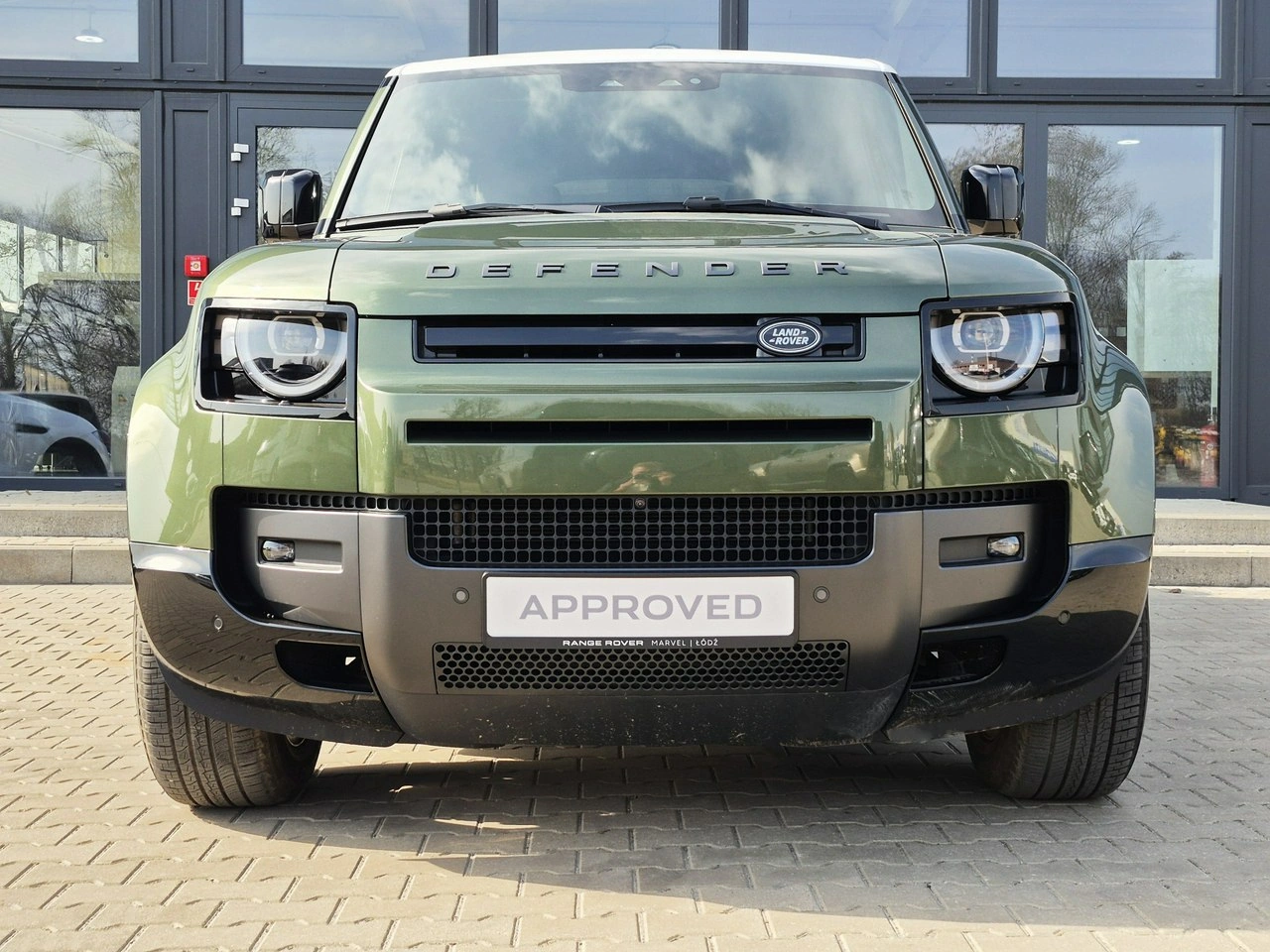 Land Rover Defender - Zdjęcie 2