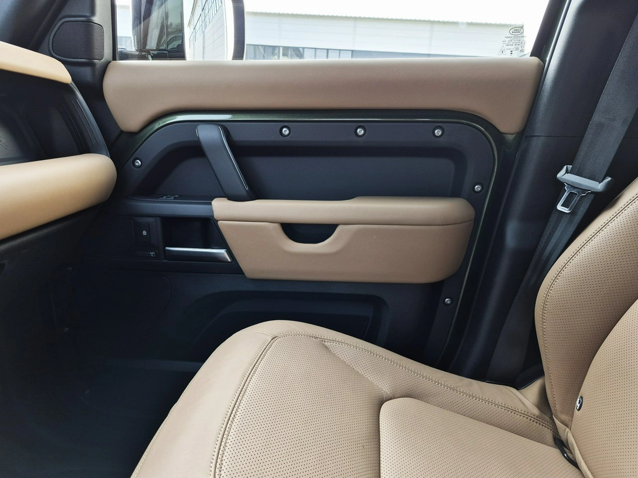 Land Rover Defender - Zdjęcie 38