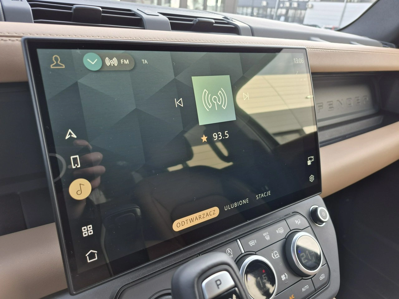 Land Rover Defender - Zdjęcie 39