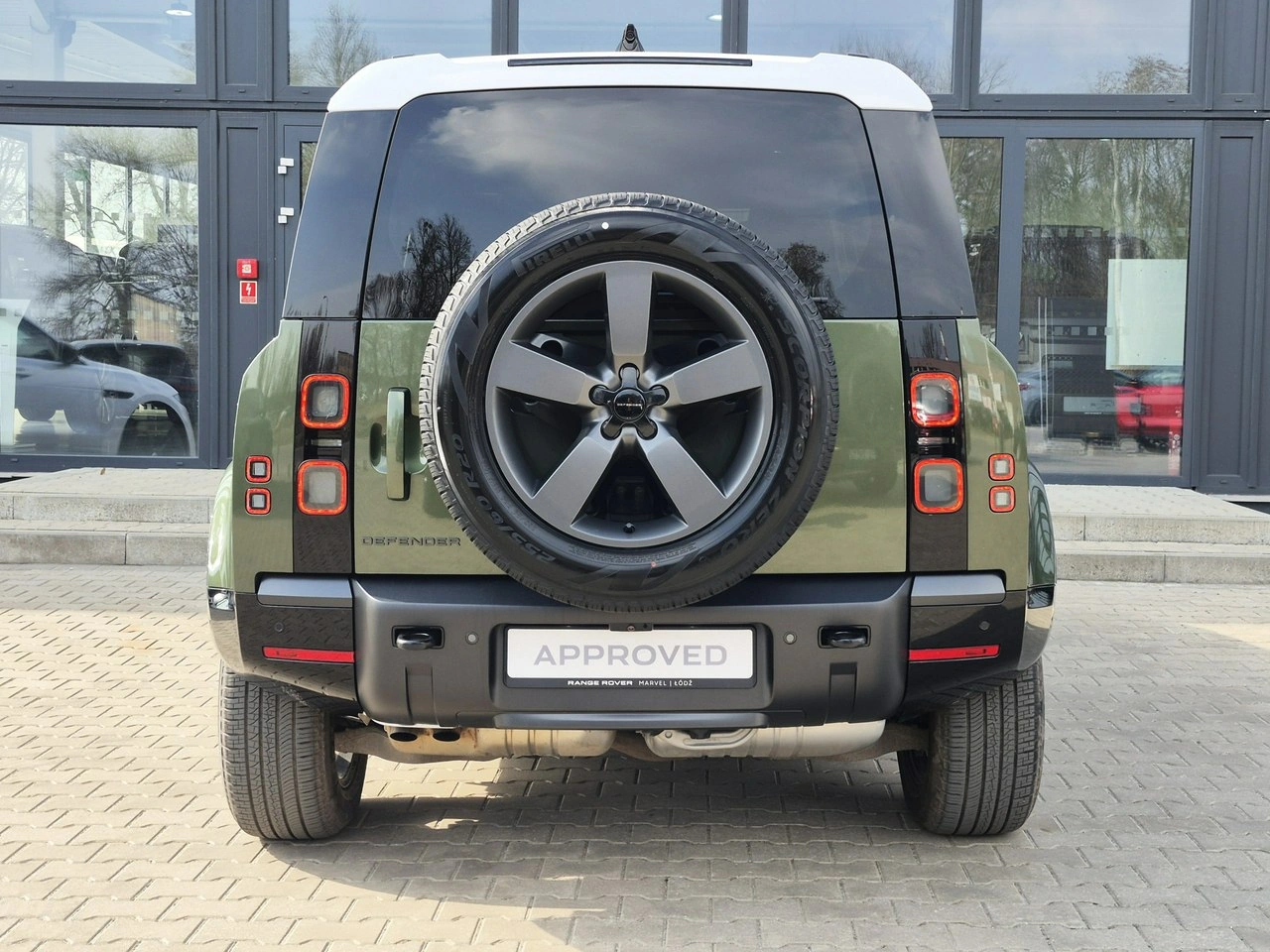 Land Rover Defender - Zdjęcie 7