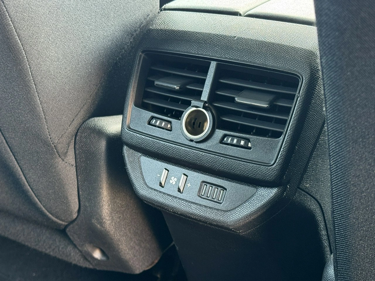 Peugeot 5008 - Zdjęcie 19