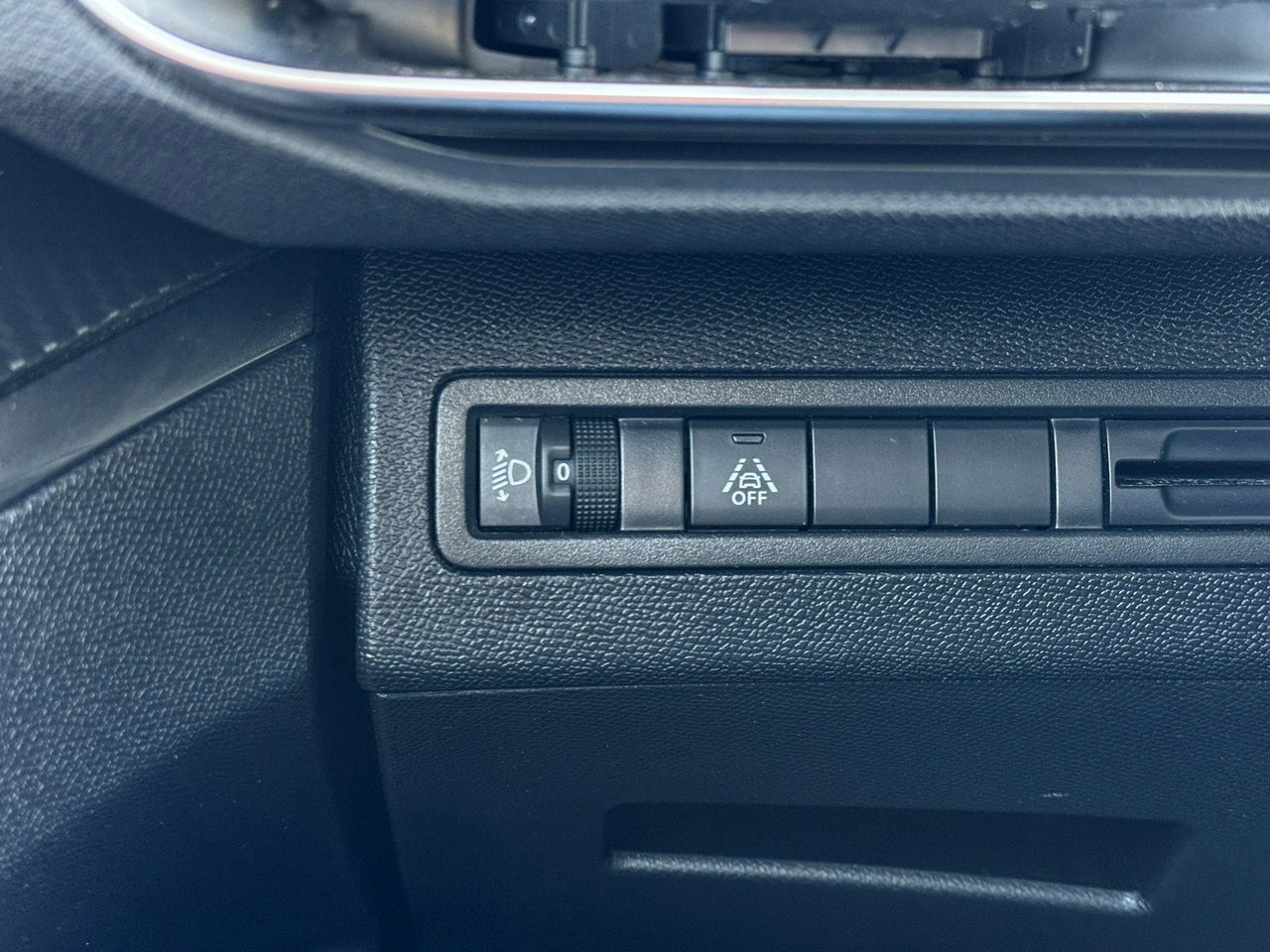 Peugeot 5008 - Zdjęcie 30